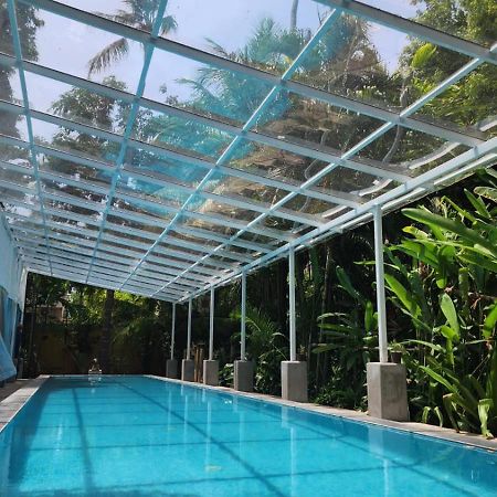 Kariappa House Hotel Puduccseri Kültér fotó