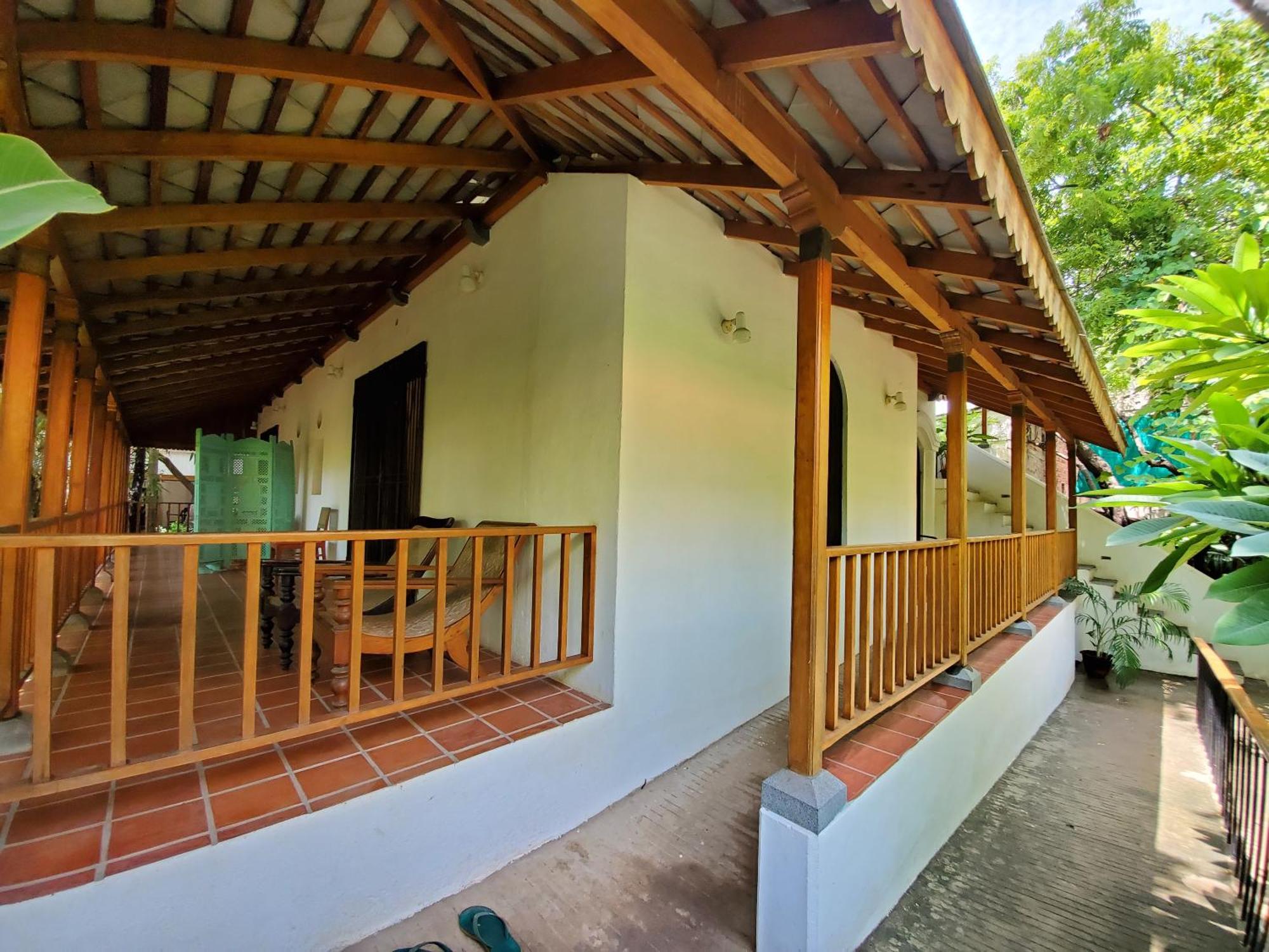 Kariappa House Hotel Puduccseri Kültér fotó