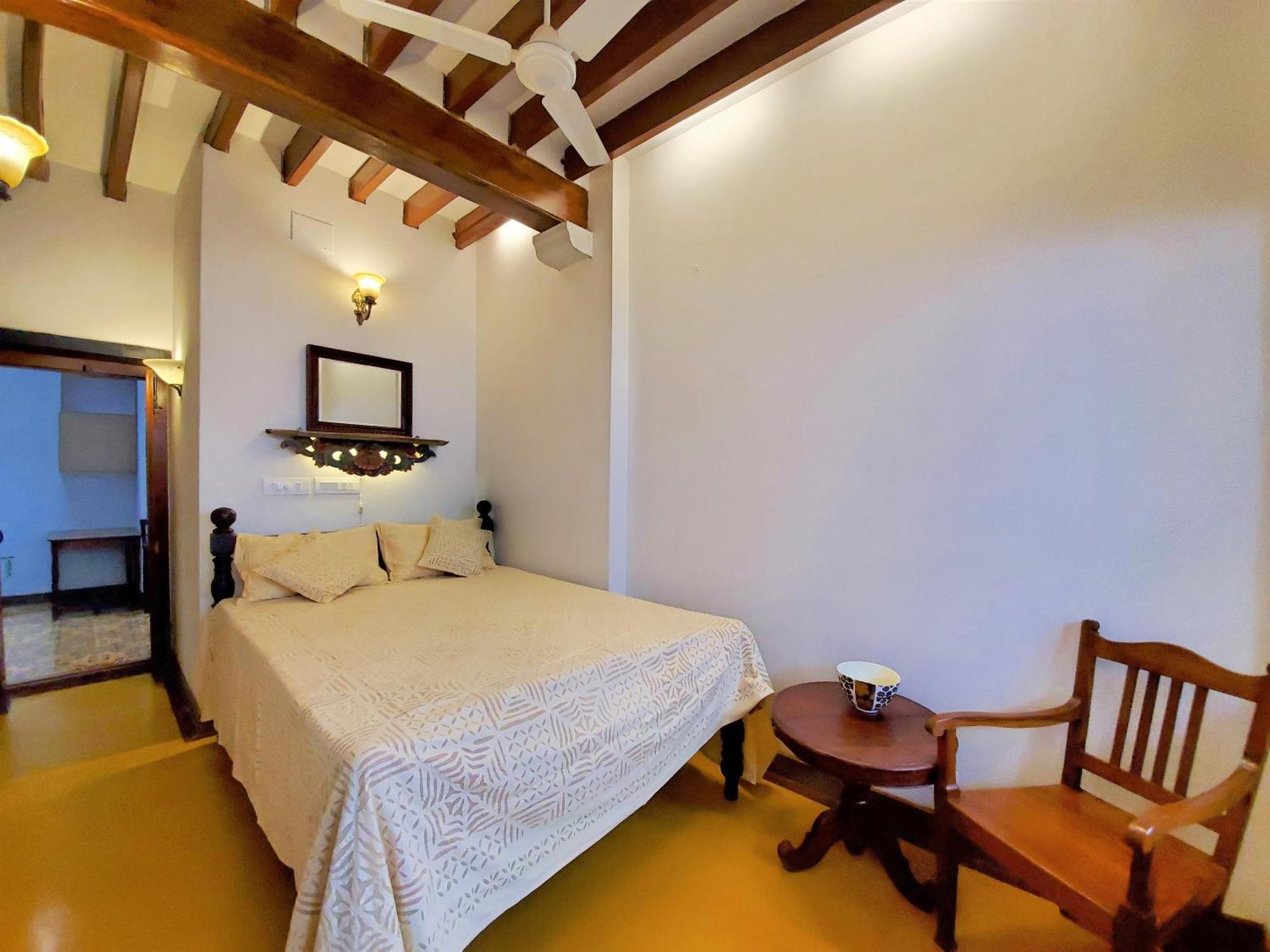 Kariappa House Hotel Puduccseri Kültér fotó