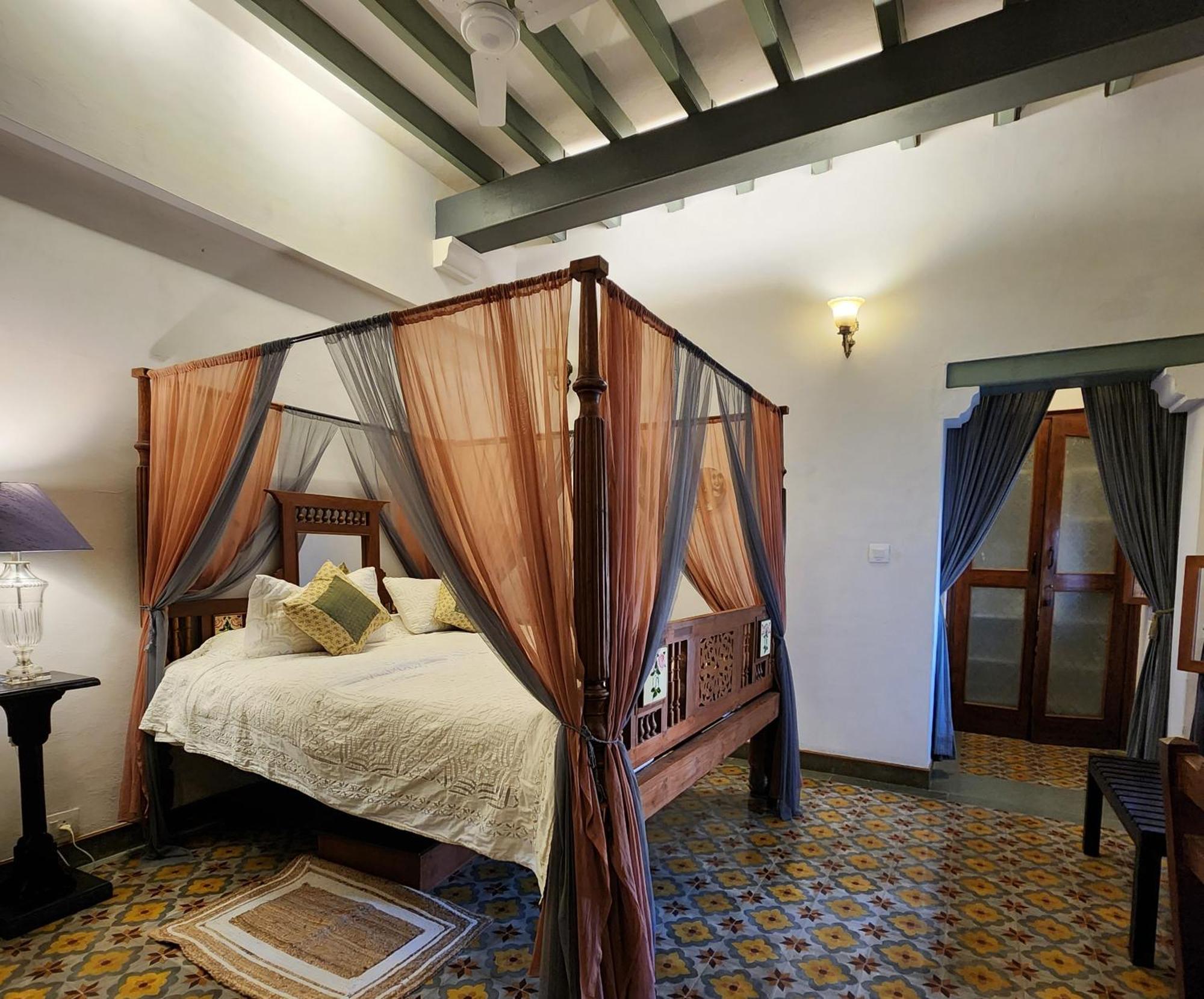 Kariappa House Hotel Puduccseri Kültér fotó