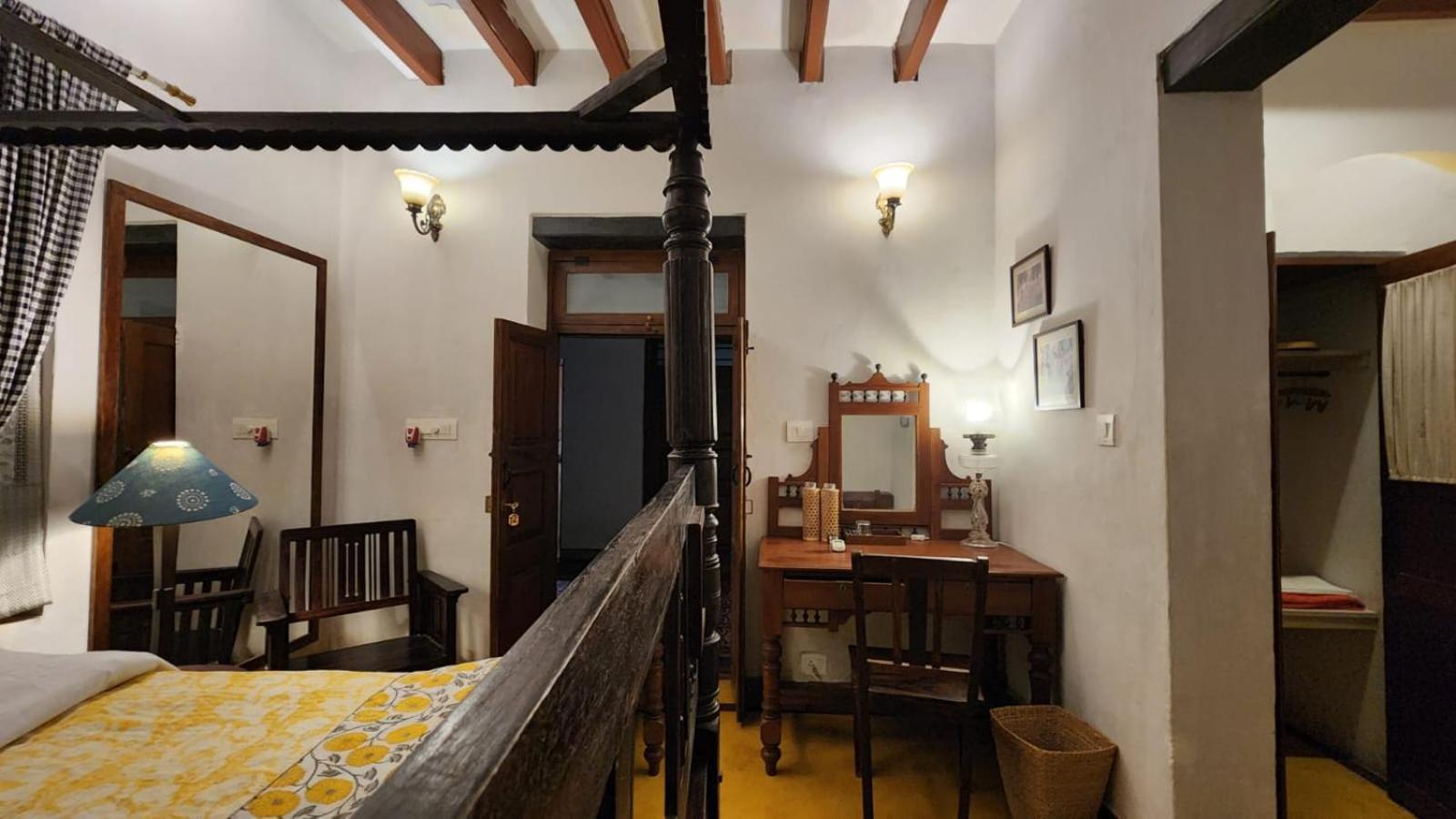Kariappa House Hotel Puduccseri Kültér fotó